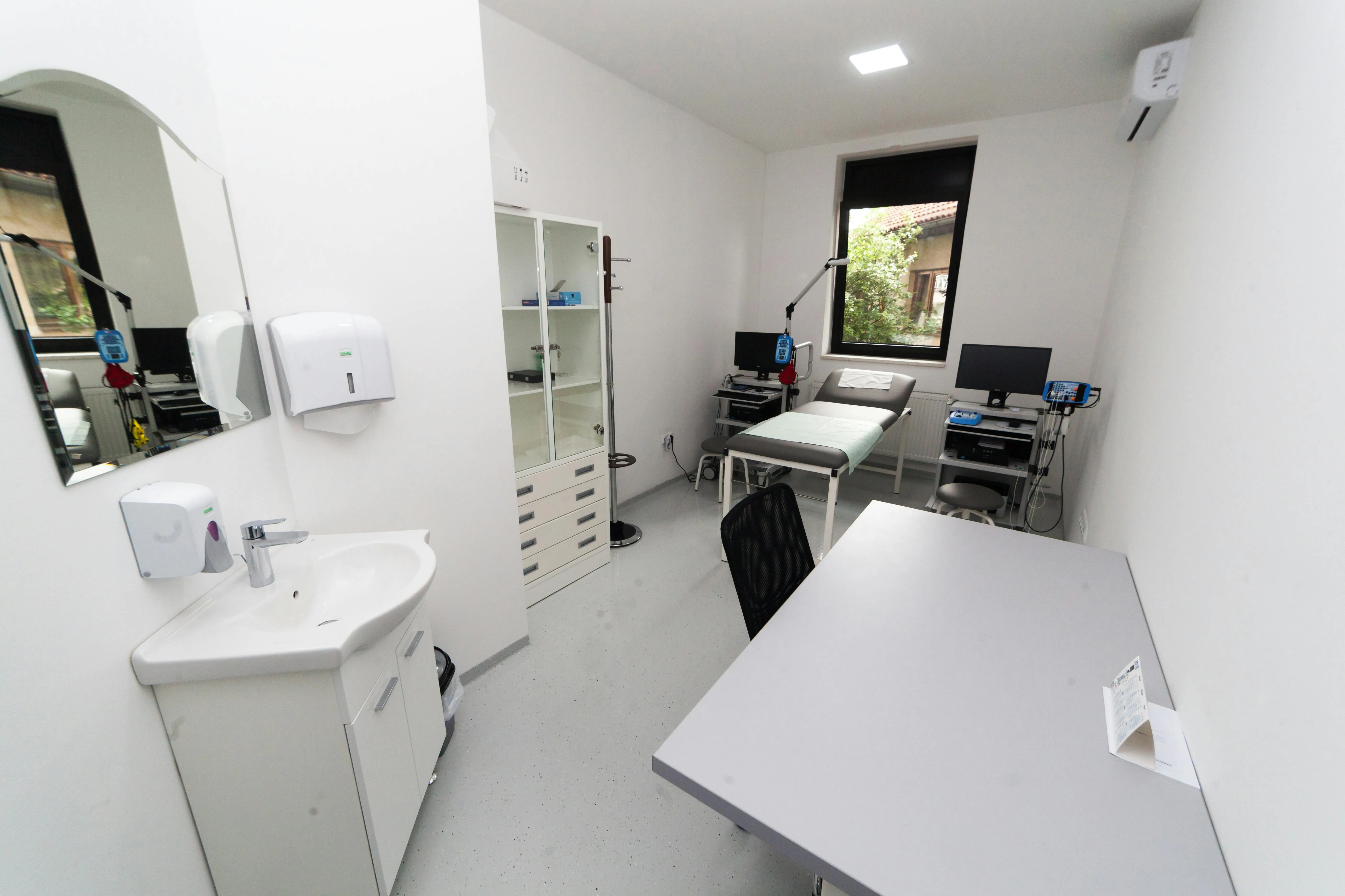 Doctor Desks